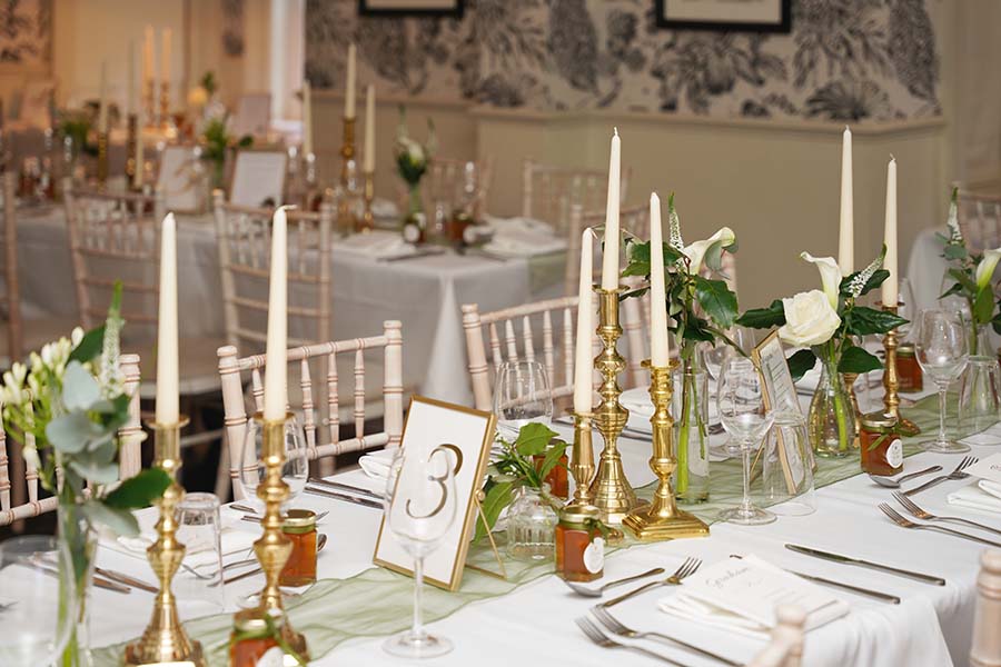 Manor at Sway wedding table